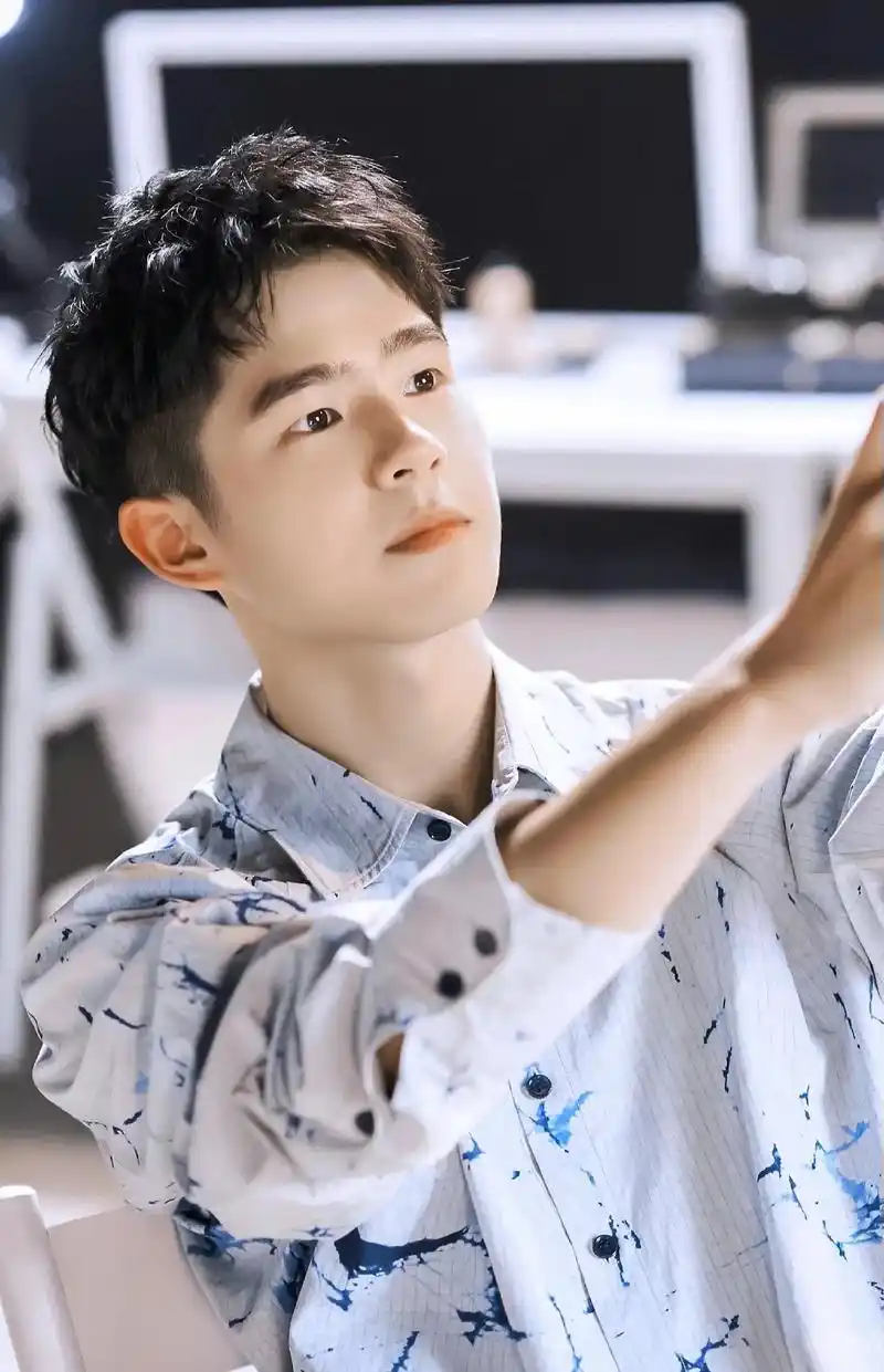 永远爱他身上的少年感 #刘昊然 #少年感#上热门  @dou - 抖音