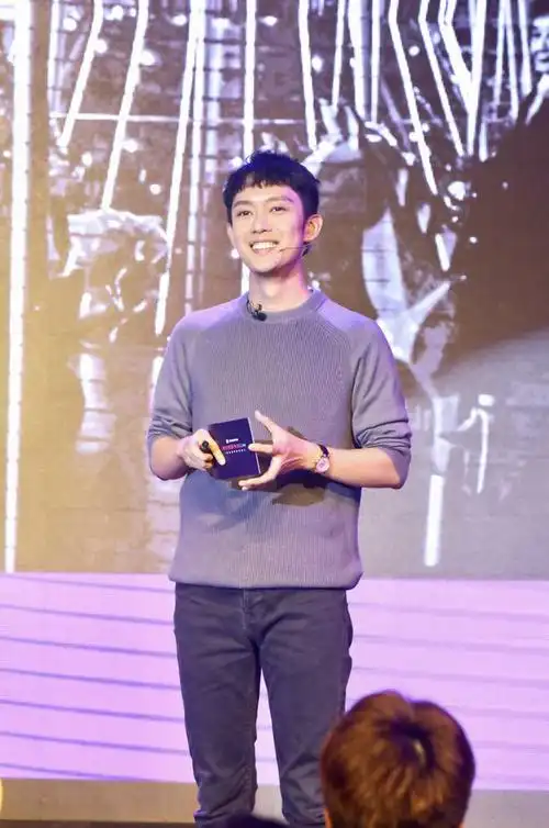 好妹妹秦昊分享《常客》 表露真情回忆成长经历|歌曲|姚谦_网易娱乐