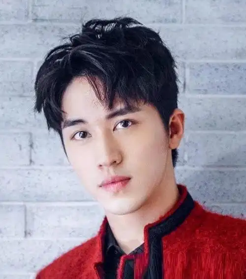 括号刘海发型图片