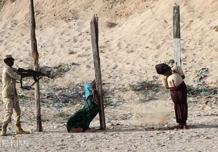 生命在几声枪声中就此结束,感受那种说不出的痛,死刑什么时候能结束!