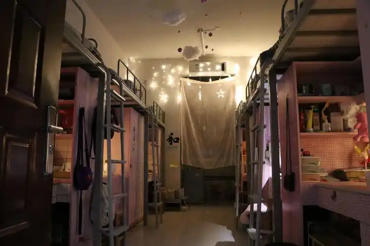 温馨浪漫格调优美记2018书香寝室装扮节成功举办