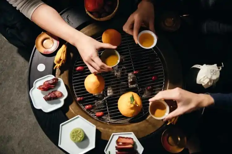 图片 | 誰最中國一些平常的事情,当我们围炉而坐的时候,似乎就要赋予