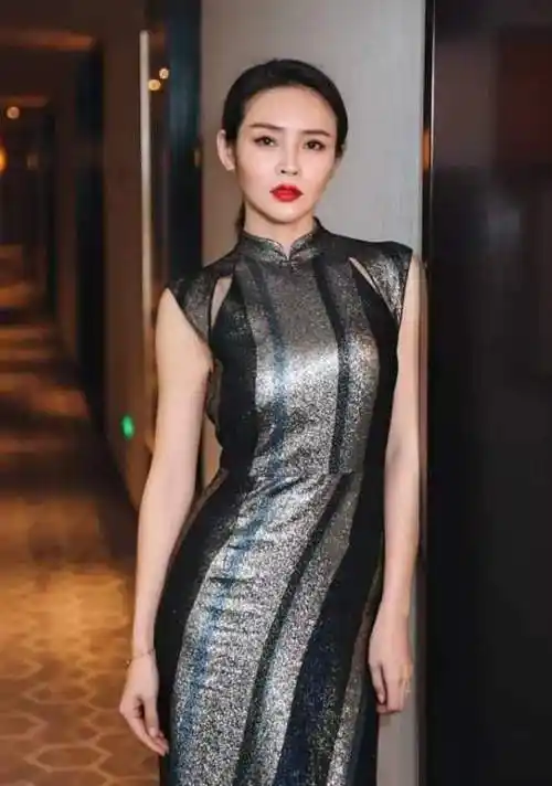 《春日暖阳》女演员换上旗袍,孙怡惊艳,高蓓优雅,于明加最意外_腾讯