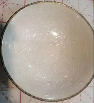 定窑剔刻花包金碗