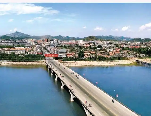 辽宁营口大石桥,三所公立高中,不愧为大石桥市的骄傲