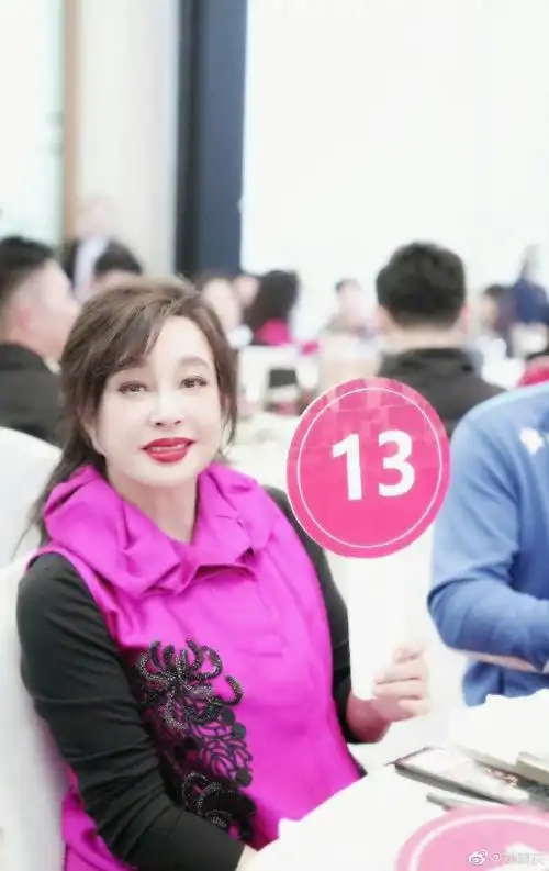 70岁的刘晓庆##刘晓庆的脸