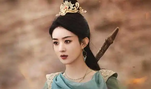 剧内被质疑演技差剧外收视率三连降赵丽颖该认清现实了