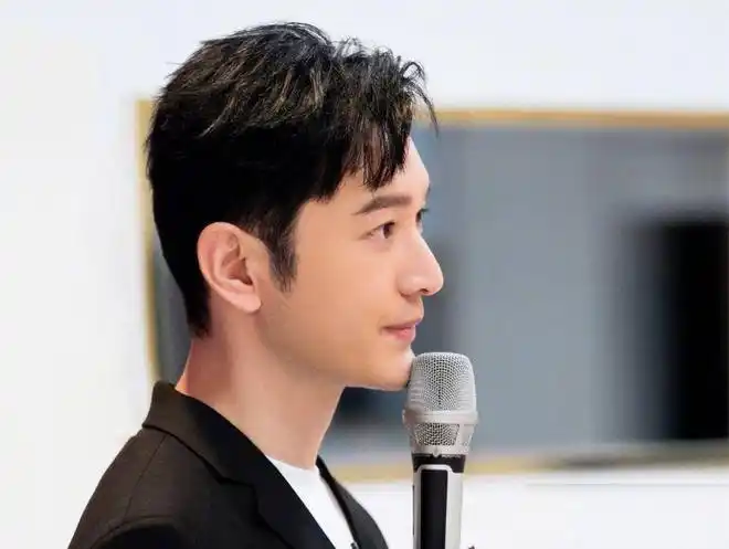 所以也算是侧面印证杨颖和黄晓明的婚姻很健康,没有什么问题.