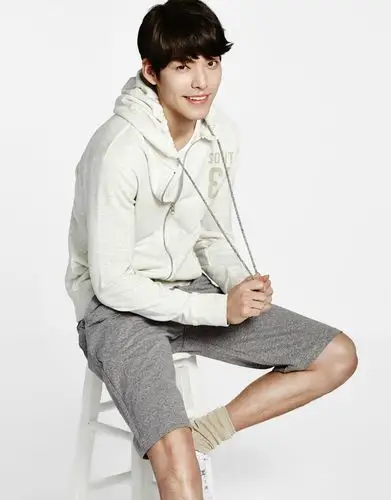 金宇彬2015佐丹奴春夏装代言画报 清爽的小伙纸