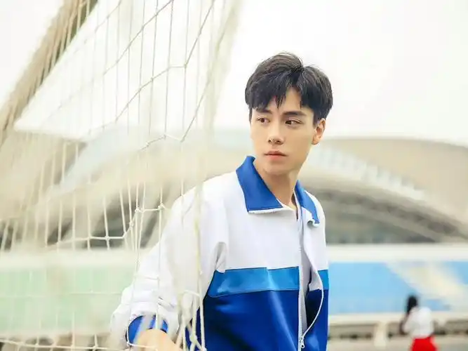 男明星校服肖战龚俊温润学长王一博校霸风胡一天陈哲远白月光