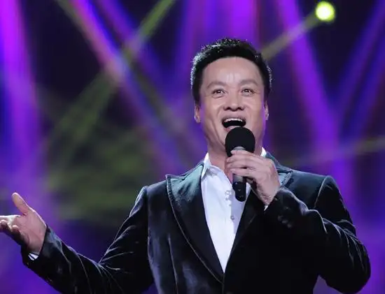 【图】阎维文父亲歌曲欣赏 让人感染父爱涵盖宇宙的气势