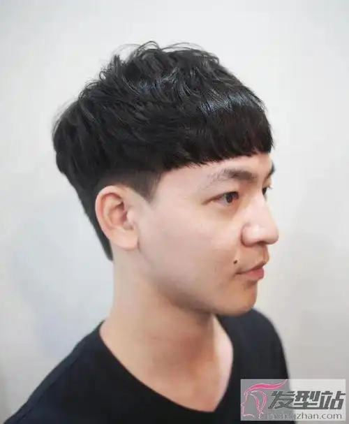 男生齐刘海两边掏空暖男电力流窜中小姐姐最爱