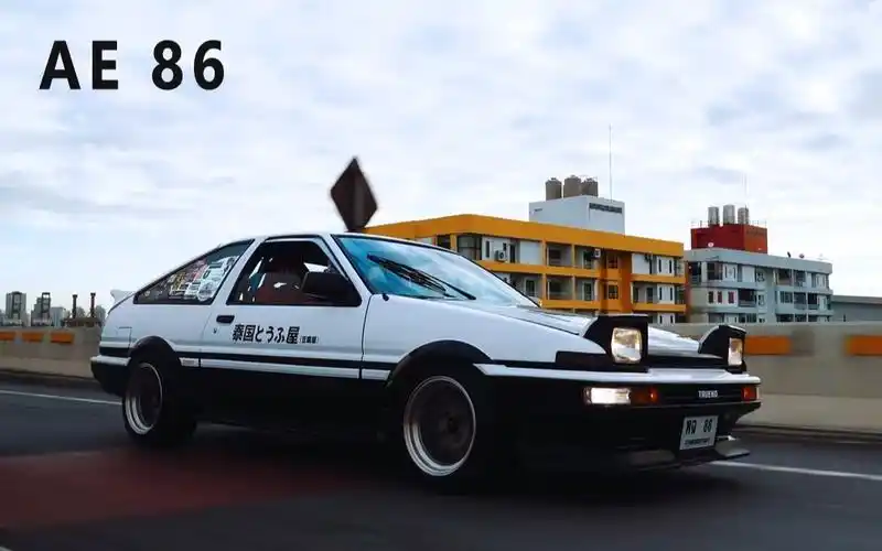 头文字d藤原拓海ae86
