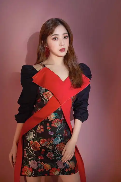 魚羊走召从lemontree163转采于2020-12-13 23:08:57张含韵1喜欢人物