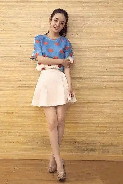 赵丽颖赵丽颖165的身高86斤在这几位女星当中本身也就属于正常的,但是