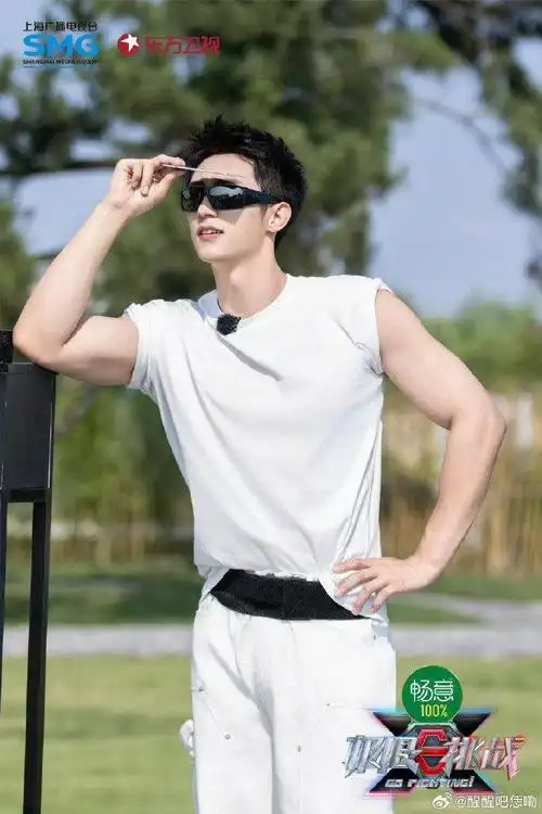 这就是完美理想型的男朋友的样子,身材好到爆