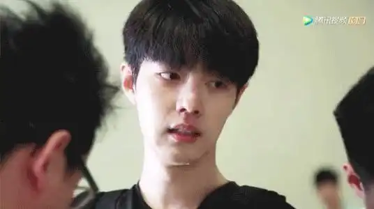 卸妆后的肖战有多绝素颜完全不输妆后网友比精修图还好看