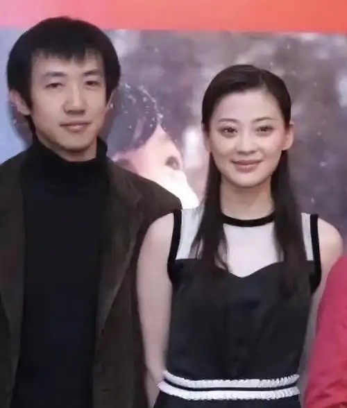 梅婷:花200万养"白眼狼"前夫,如今嫁摄影师却成"人生赢家"