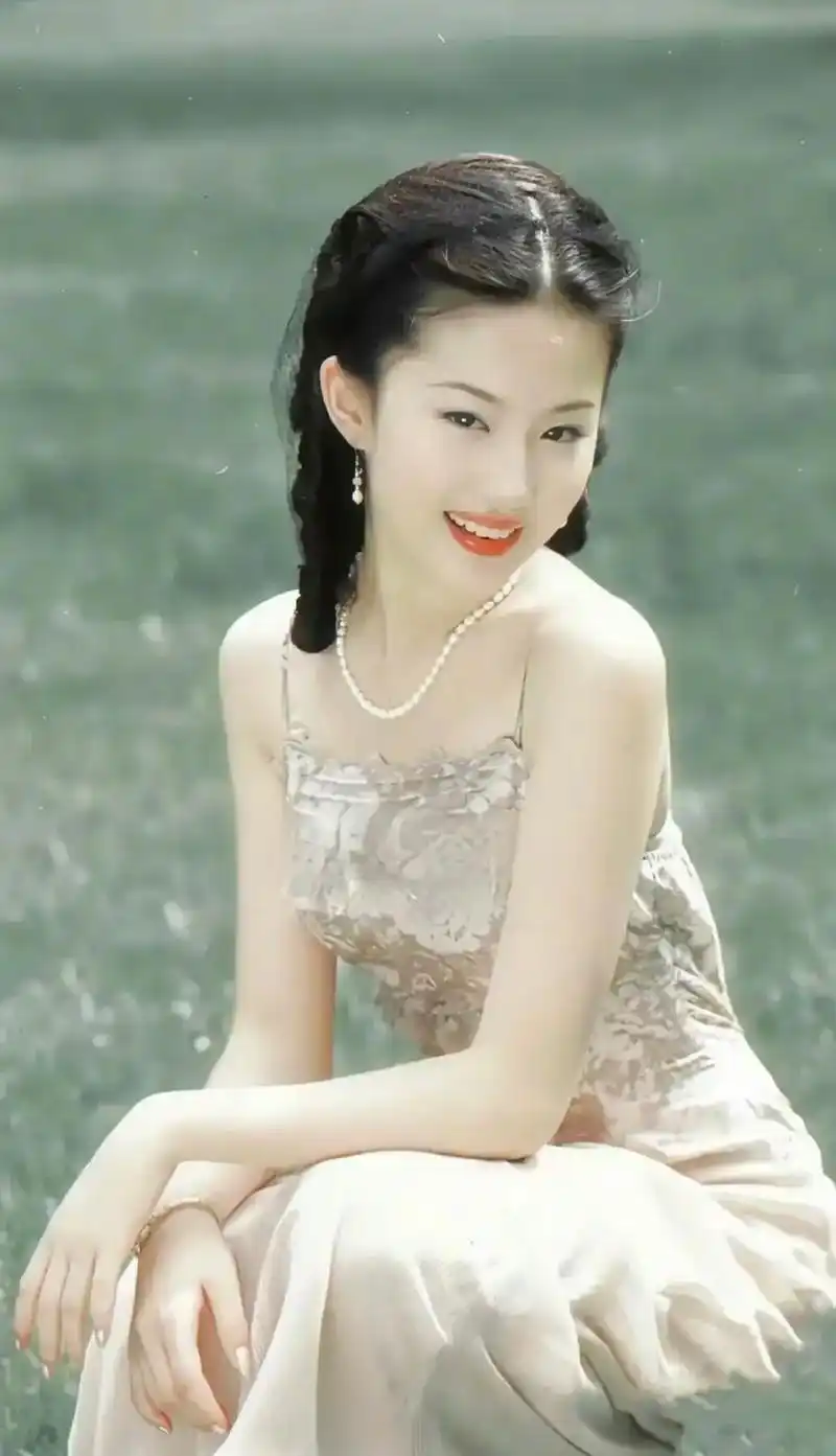 我的心被一次一次的被打碎不知如何修复它.#刘亦菲 #金粉世家 - 抖音