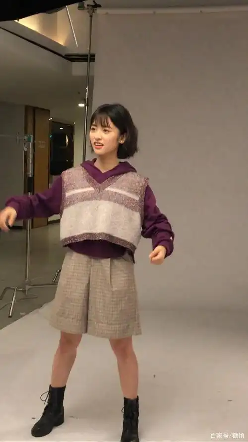 沈月果然还是适合日系风格,就喜欢这样的穿搭