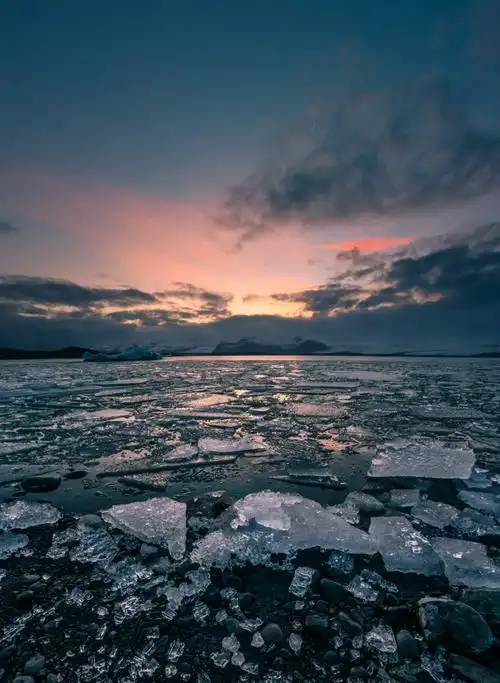 蓝色的冰唯美句子_晶羽科技