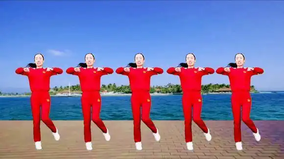 12步广场鬼步舞《爱的世界只有你》简单好看附分解,分分钟学会