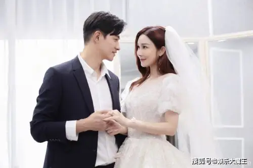 原创李子峰儿童节晒婚纱照宣布结婚,网友吓一跳:还以为是李易峰