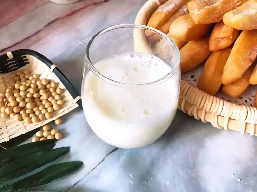 我失败了十几次,终于还原了记忆中豆浆油条的味道,完美配方分享