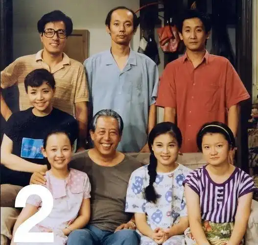 而《我爱我家》中的演员们亦走出的人生截然不同.