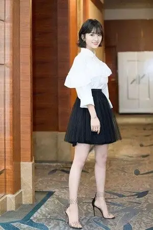 沈月真实身高没有160 沈月是邵阳哪里的