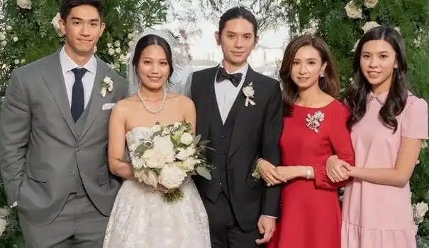 霍启刚堂妹出身二房分家产低于1亿嫁入豪门住8层豪宅