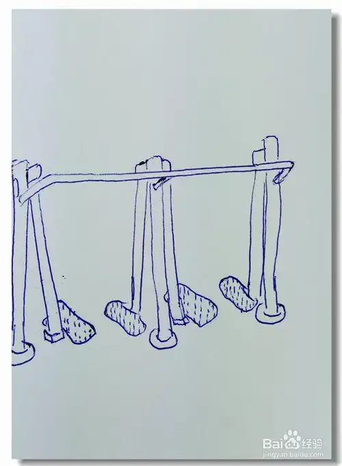 收户外器械简笔画