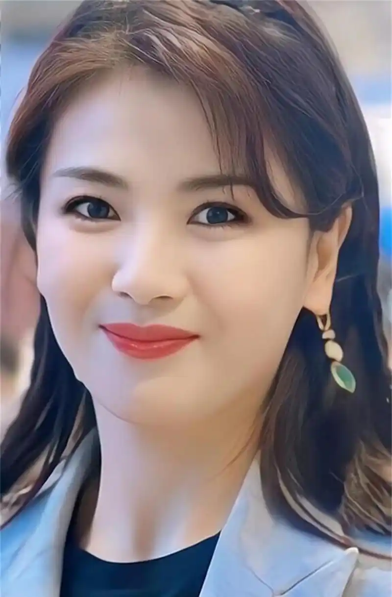 刘涛于2000年因出演《外来媳妇本地郎》情景剧从而进入了演艺圈的发展