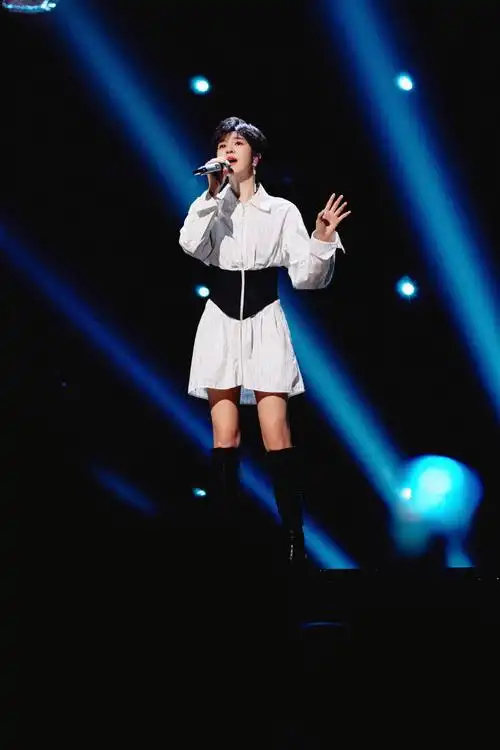 郁可唯超话#声生不息##郁可唯声生不息#@郁可唯《声生不息家年华》