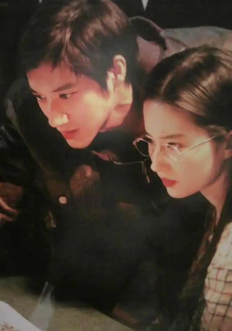 这张刘亦菲王力宏工作照好养眼啊