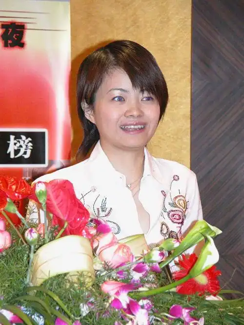 2月17日,东方风云榜新闻发布会在上海举行,东广著名主持人秋林,东广