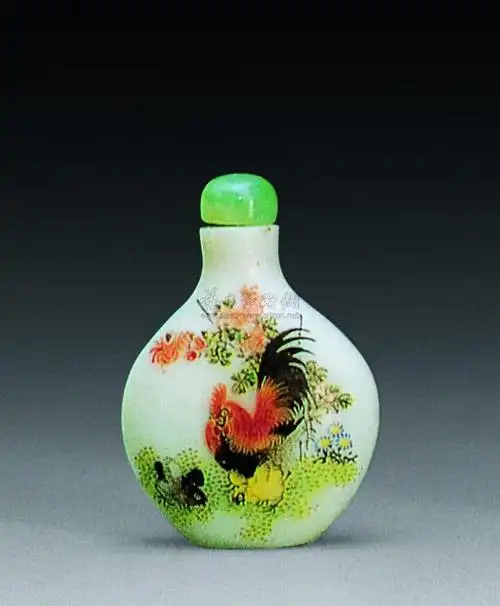 1948民国料胎珐琅彩鸡纹图鼻烟壶