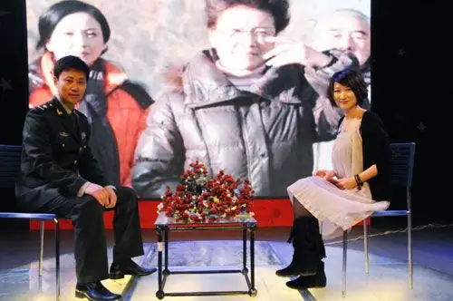 耿为华受访谈家乡 节目现场引发哭声一片