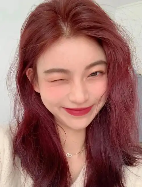 染发选什么颜色,男孩子染发选什么颜色(好看的人都在染这些发色)