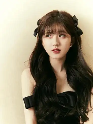 抖音星动之夜女明星红毯造型加图中