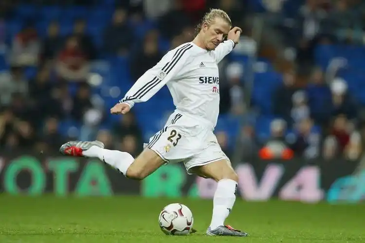 小贝夺4国冠军创历史 莱昂纳多:他是更衣室领袖