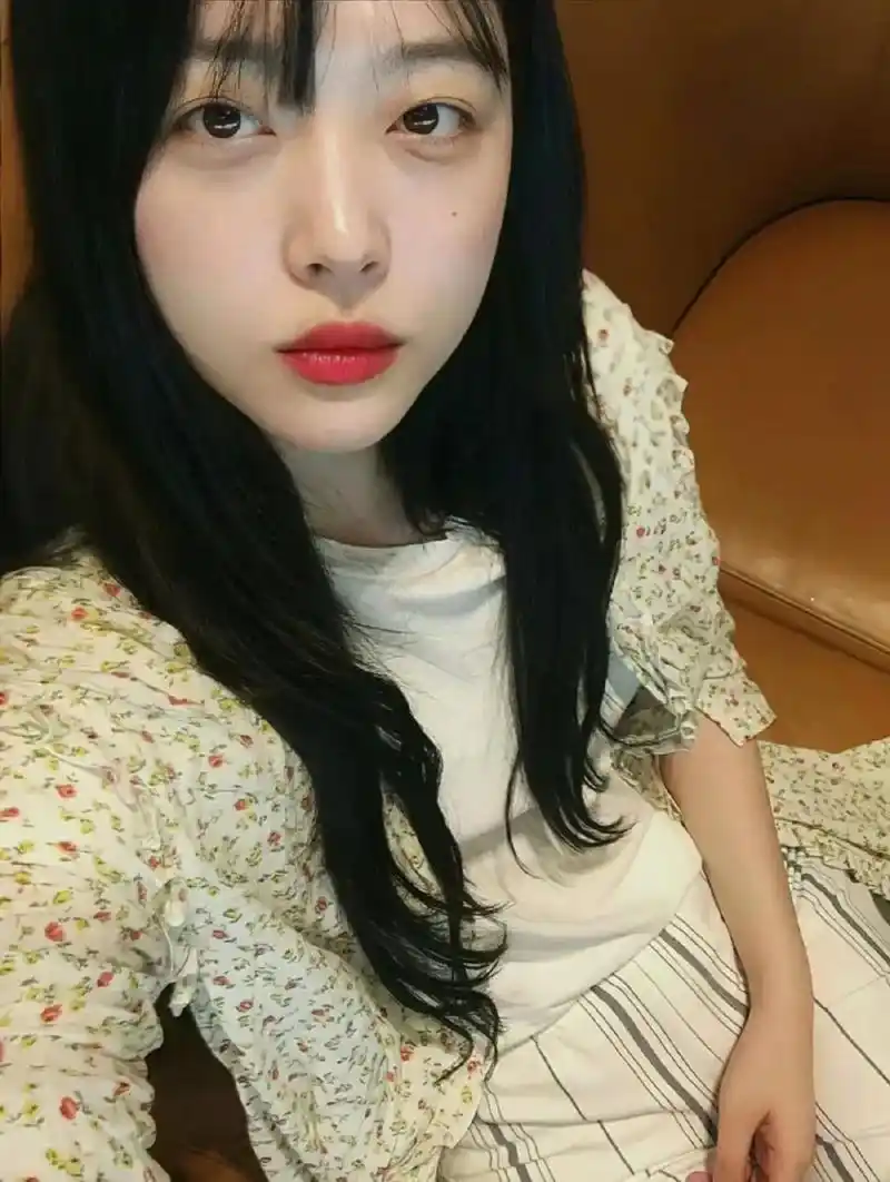 照片越来越模糊了#崔雪莉  - 抖音