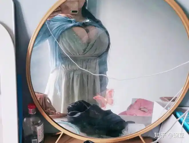 女生胸太大dcup以上是什么体验