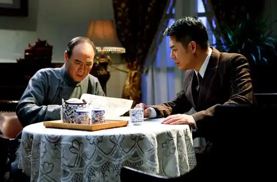 电视剧《卧底》热播 王全有上演生死营救