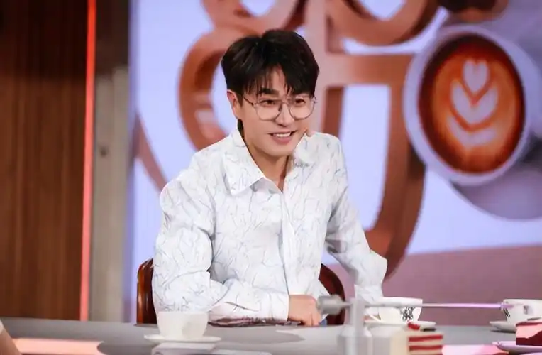 《披荆斩棘4》出现新赛制,结果来个"01年"的弟弟,而他太幸运