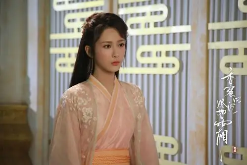 杨紫在《香蜜》结了四次婚呢!