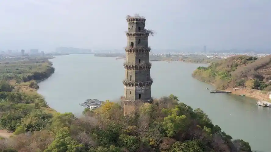 韩江边有座明代残塔广东潮州急水塔震后仍伫立超百年