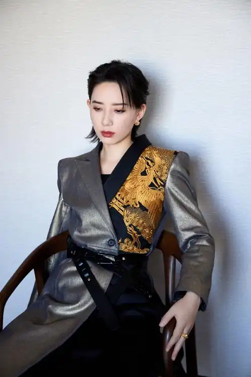 李斯丹妮日常彩蛋掉落##2023网络视听年度盛典