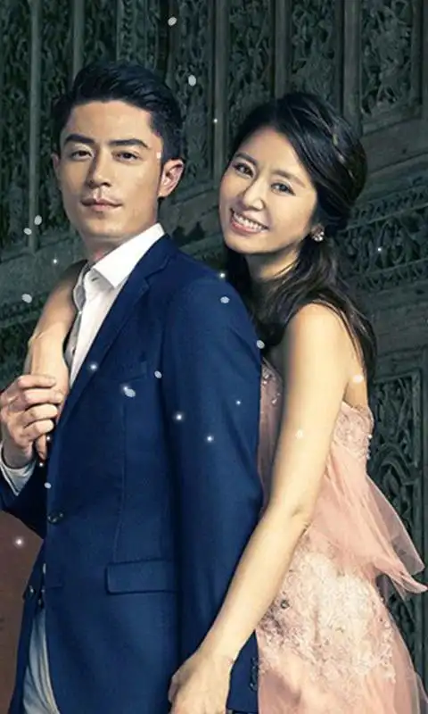 林心如晒与霍建华同框自拍照