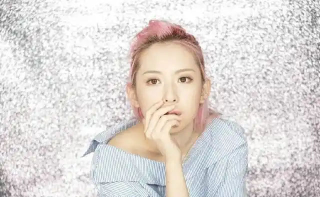 王子清最新写真,穿上古装扮紫霞,不输朱茵